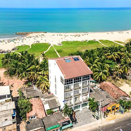 Beverly Beach Негомбо Екстер'єр фото