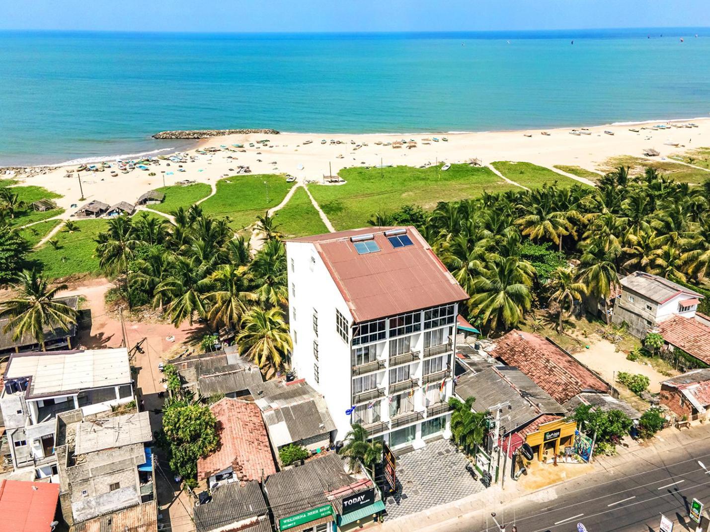 Beverly Beach Негомбо Екстер'єр фото